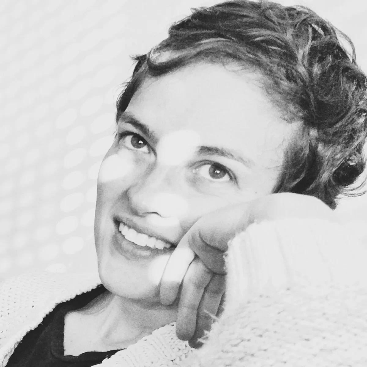 Noemí smiling outdoors